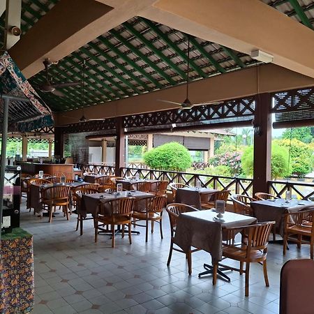 Rompin Beach Resorts Kuala Rompin Exterior photo