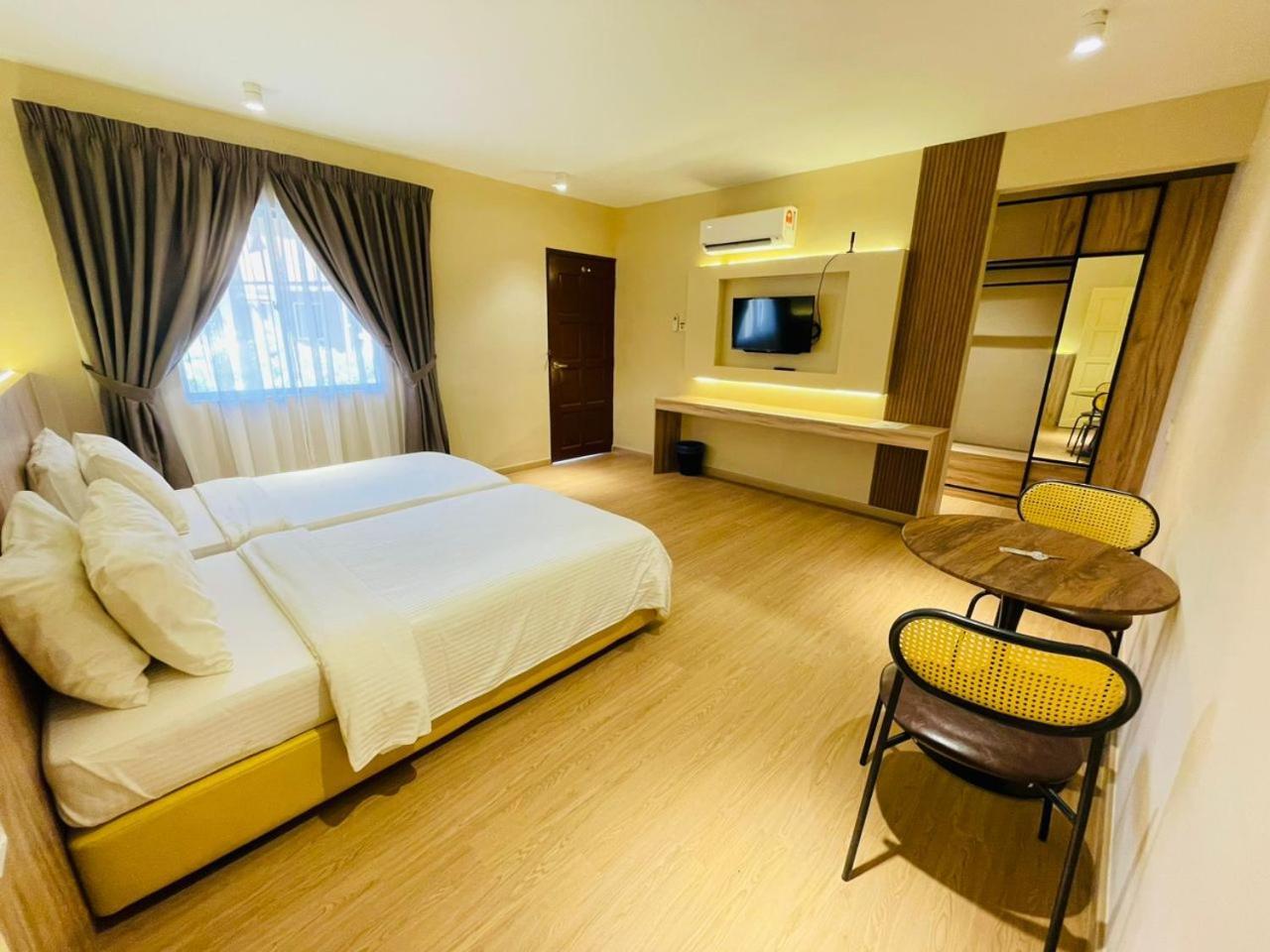 Rompin Beach Resorts Kuala Rompin Exterior photo